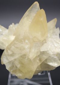 Fluorescerande mineraler: När stenar lyser i mörkret calcite 54