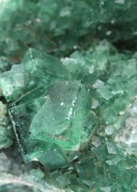 Fluorescerande mineraler: När stenar lyser i mörkret fluorite brute 030 Fluorescerande mineraler: När stenar lyser i mörkret fluorite brute 030