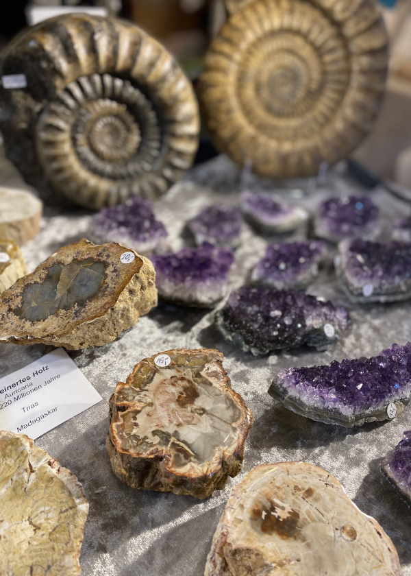 Vackra stenar och mineraler 2025 Vackra stenar och mineraler 2025