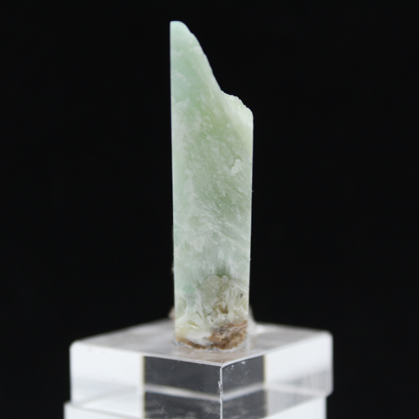 Grön Aragonit skiva för mineralsamling