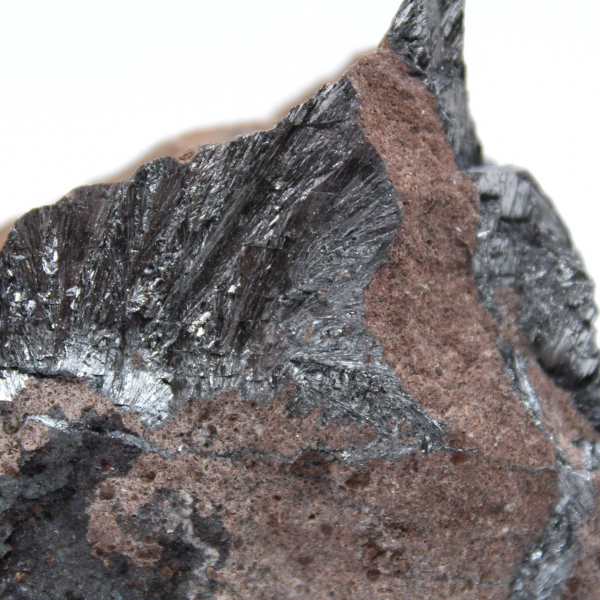 Pyrolusitkristaller på matris, estetiskt prov