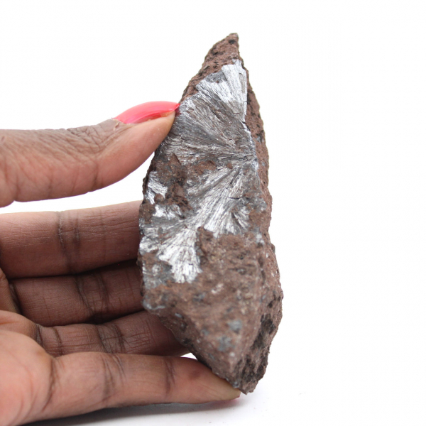 Råa pyrolusitkristaller, långt prov