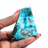 Polerat block av Kongo chrysocolla