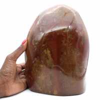Polerad röd jaspis-ornament, samlarobjekt av mineral, Madagaskar