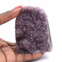 Ametistgeod från Brasilien: En mineralogisk skatt
