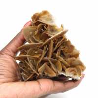 Bruna kristaller av baryt från Ouichane