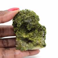 Imilchil-epidot kristalliserade på värdbergart