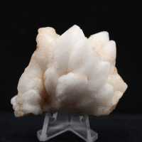 Marockansk blomkvarts med avlånga kristaller