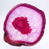 Dekorativ skiva av rosafärgad agat