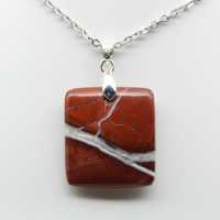 Polerad röd jaspis från Madagaskar