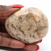 Madagaskisk fältspat – Naturlig sten på 135 gram Madagaskisk fältspat – Naturlig sten på 135 gram