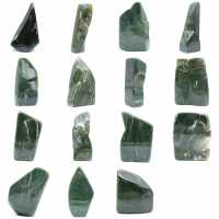 Prydnadspolerad nephrite jade