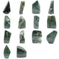 Prydnadspolerad nephrite jade