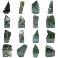 Prydnadspolerad nephrite jade