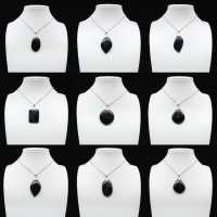 Svart turmalinhänge Svart turmalinhänge