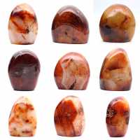 Polerad karneol liten bit - Dekorativt mineralprov (Madagaskar)