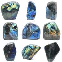 Polerat labradoritprov från Madagaskar - Dekoration