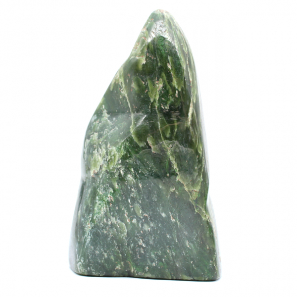 Polerad nephrite jade