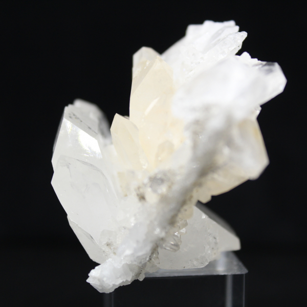 Faden Quartz Crystal Pakistan