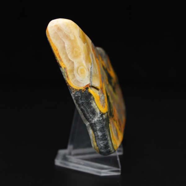 Polerad humlajaspis äkta sten