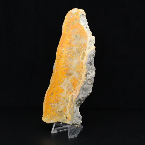 Humla-jaspisplakett från Indonesien