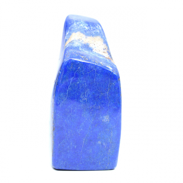 Polerat block av lapis lazuli natursten