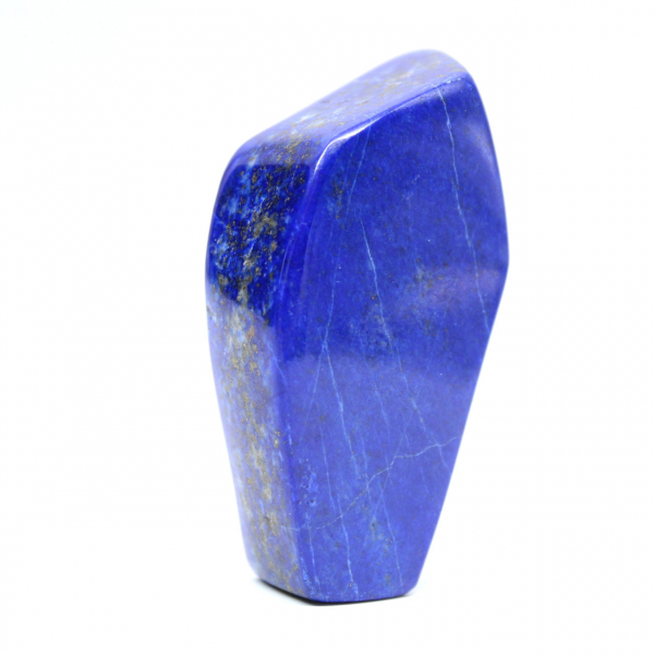 Polerat exemplar av afghansk lapis lazuli