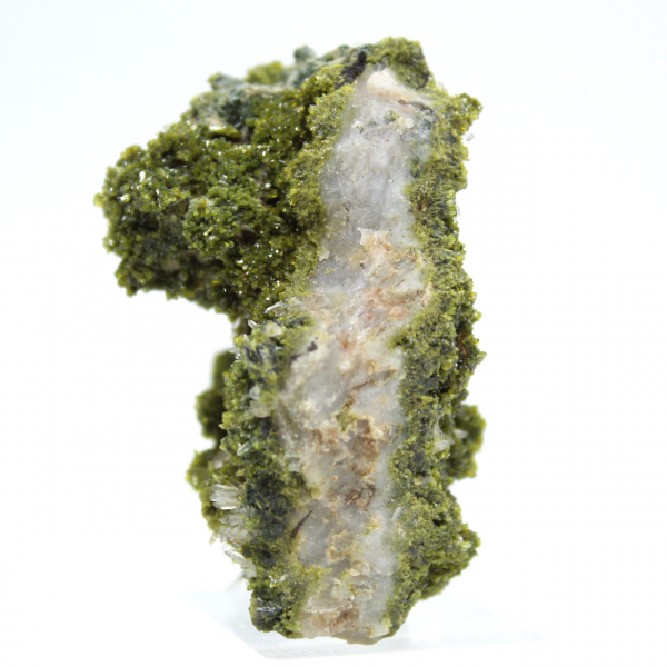 Imilchil-epidot kristalliserade på värdbergart