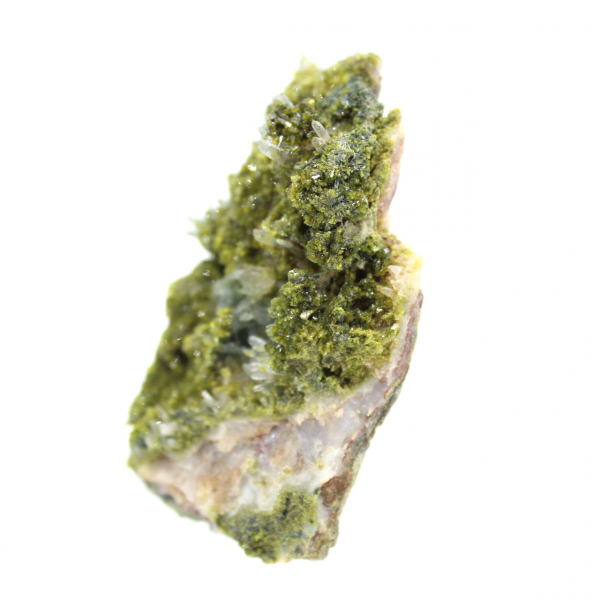 Marockansk epidot på beige matris