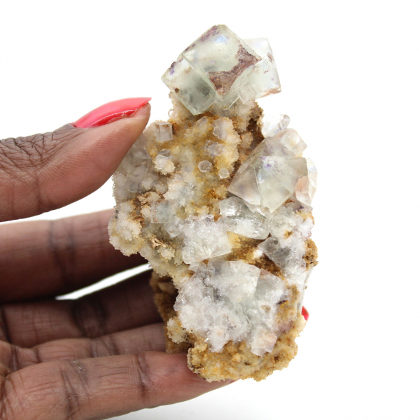 Rå fluoritmineral: Litet prov från Marocko