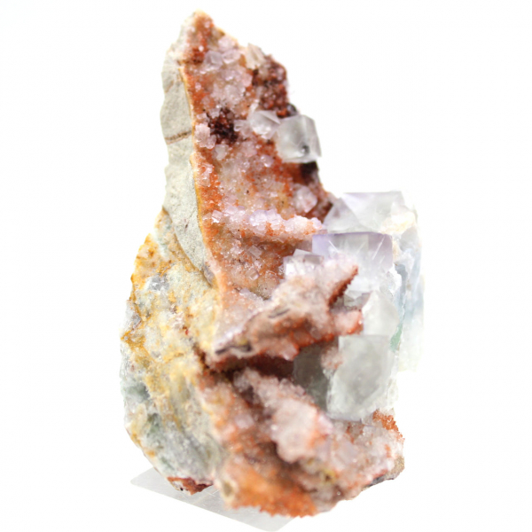 Marockansk fluoritsten: Gröna kristaller på sten