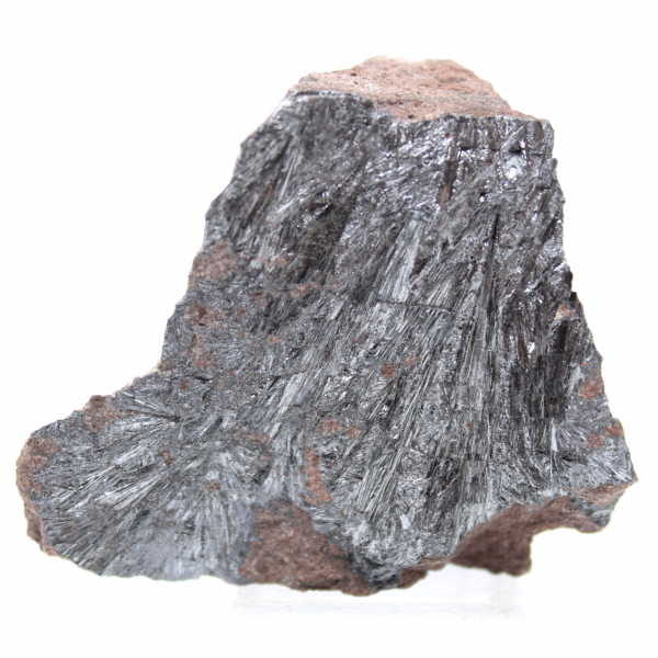 Liten pyrolusitprydnad, kristallisering