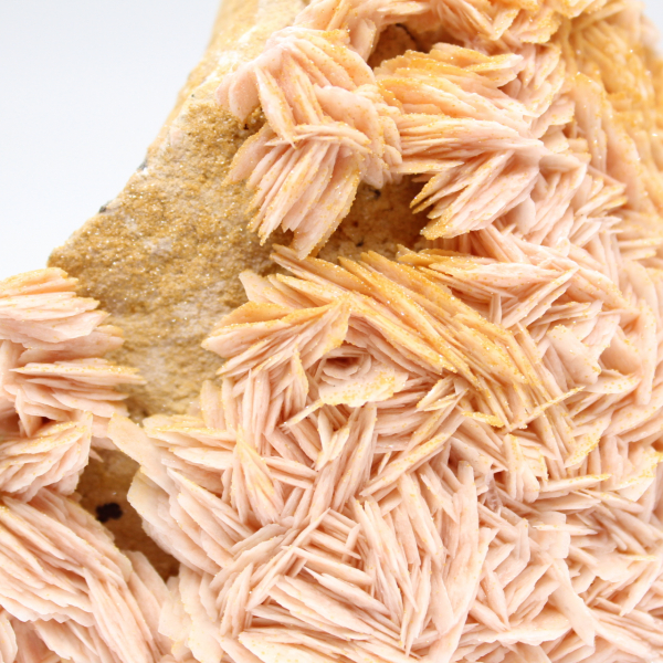 Orangea barytkristaller från Marocko för samlare