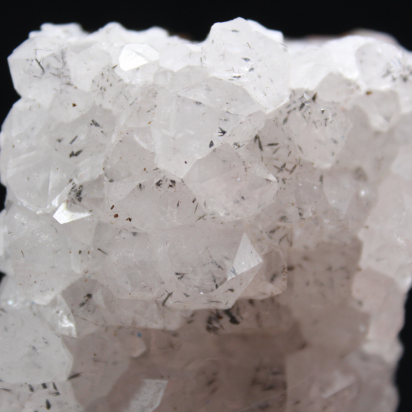 Liten kvarts med goetitinnehåll, naturlig bergart 170 g