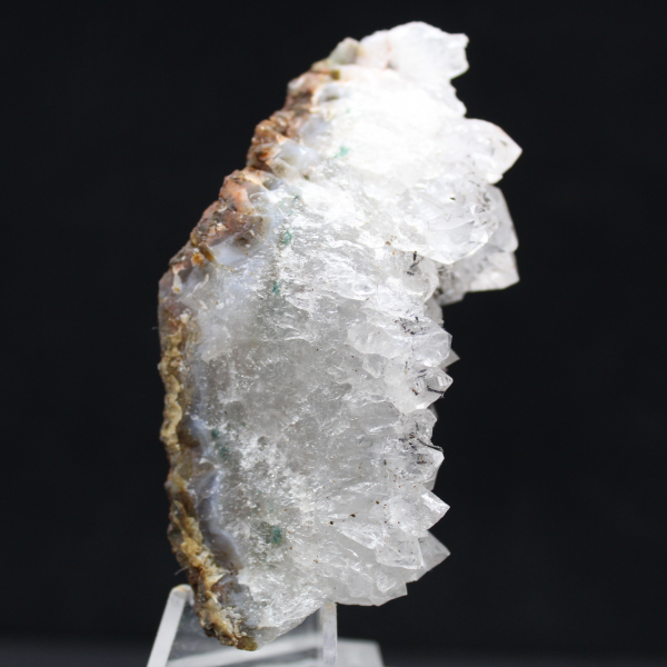 Liten kvarts med goetit, rå naturlig bergart 105g