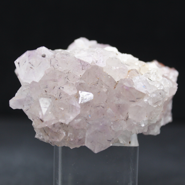 Liten kvarts med goetit, samlarsten från Marocko