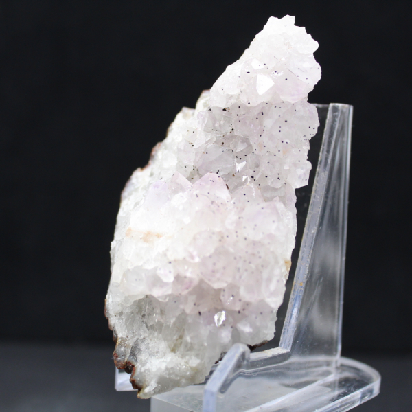 Kvartsdrusar med Goethit-inneslutningar, rå sten 130 g