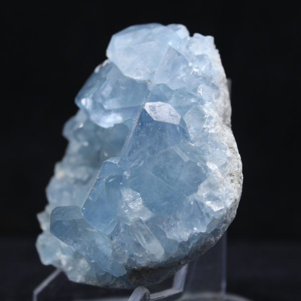 Litet block av kristalliserad celestin från Madagaskar