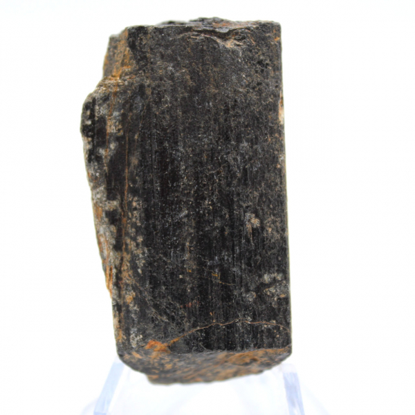 Liten svart turmalin från Madagaskar - Råprov