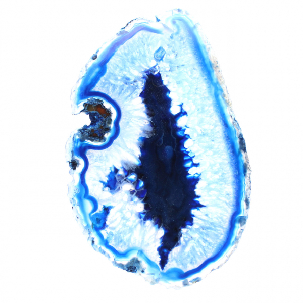 Tunn skiva av blå agat av brasilianskt ursprung