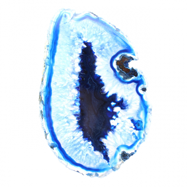 Tunn skiva av blå agat av brasilianskt ursprung