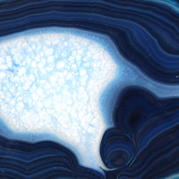 Ljusskivad blå agat för mineralsamling