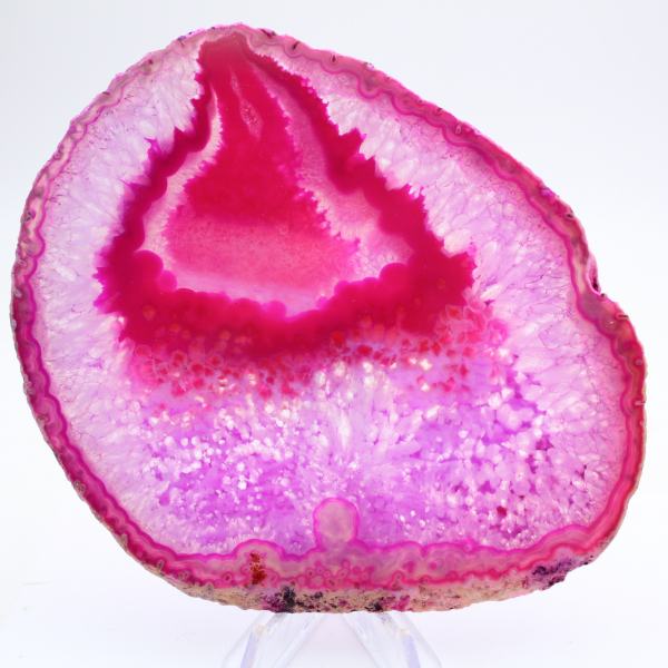 Polerad skiva av rosafärgad agat