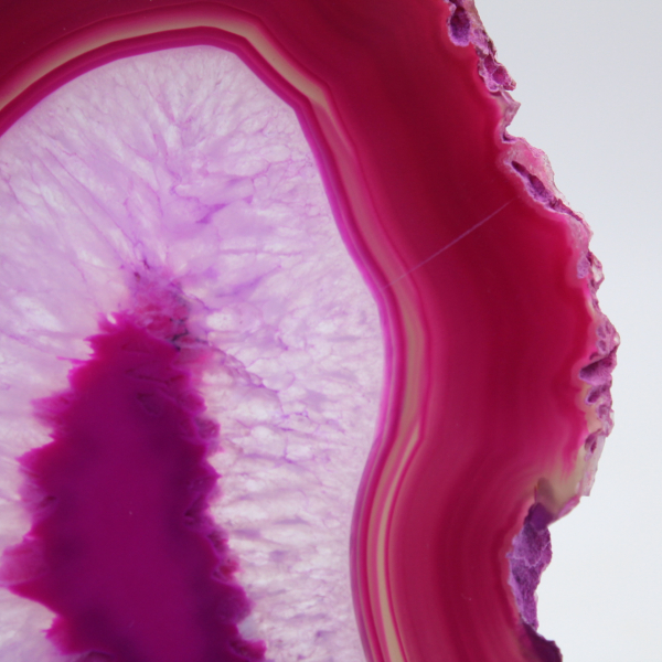 Naturlig rosa färgad agatskiva