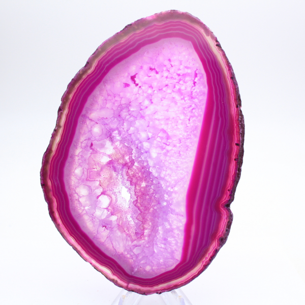 Dekorativ skiva av färgad rosa agat