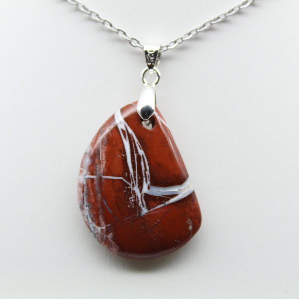 Röd jaspis från Madagaskar 9g