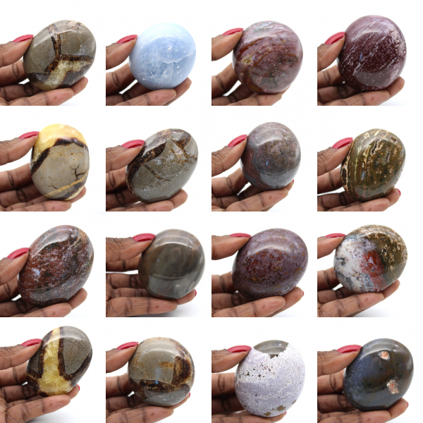 Orbicular jaspis pebble