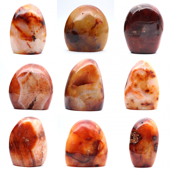 Polerad karneol liten bit - Dekorativt mineralprov (Madagaskar)