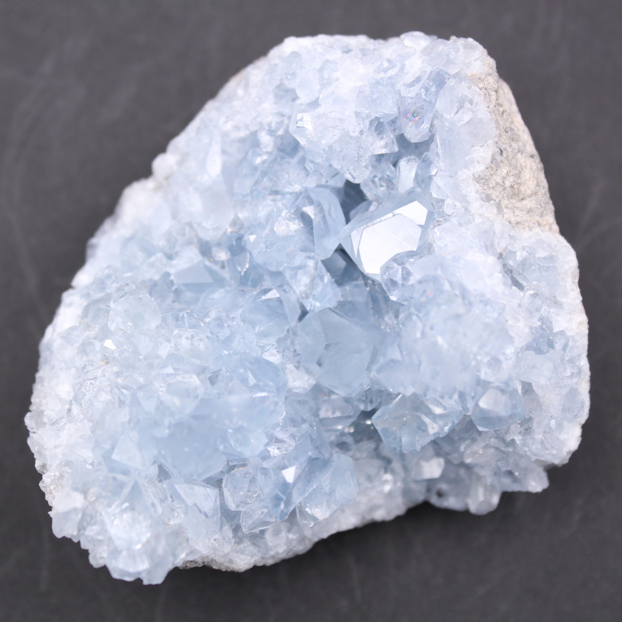 Blå celestitkristaller