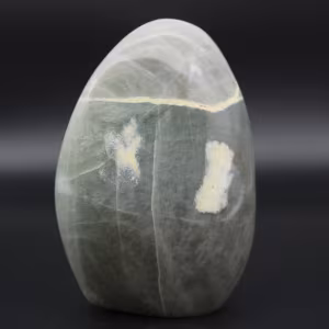 Polerad garnieritrock
